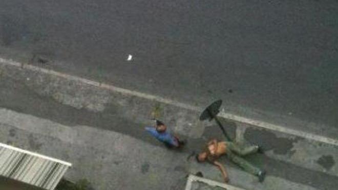 Piazza Dante a tutta rissa: residenti esasperati