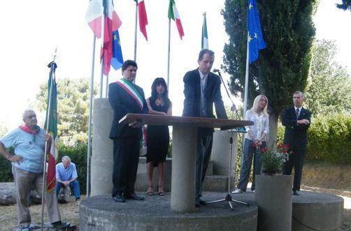 San Terenzo commemora le 180 vittime della barbarie