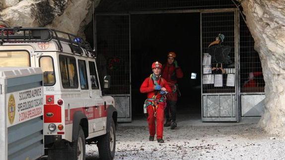 Lo cercano sui monti per tutta la notte: era un falso allarme