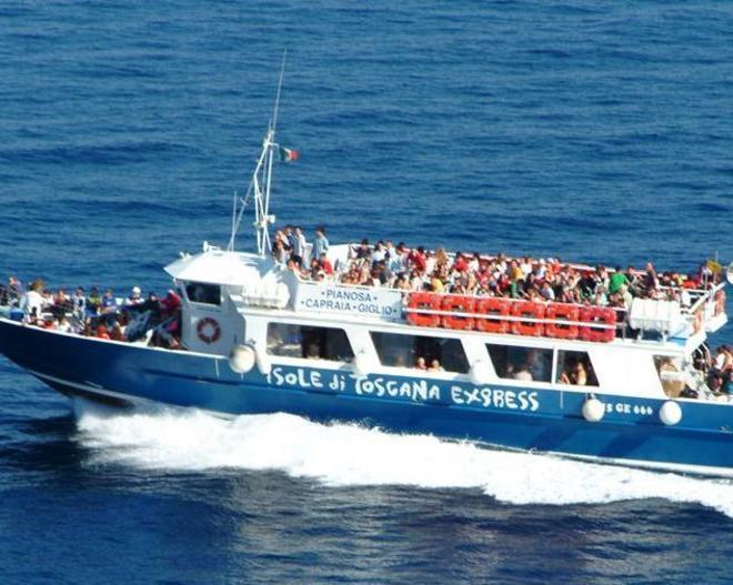 Troppo vento, 200 turisti bloccati a Pianosa 