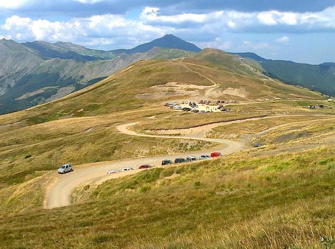 Caos sulla strada bianca alla Doganaccia 