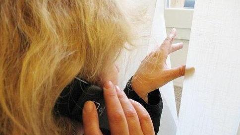 Perseguitano le ex: denunciati dalla polizia