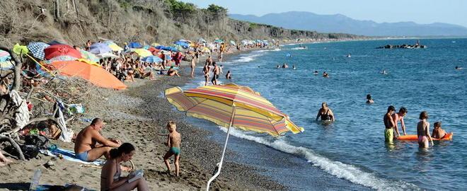 Poca spiaggia e tante dune, i passi indietro di Andalù 