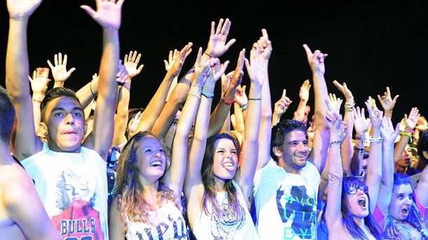 «Fuori i bilanci del beach party»