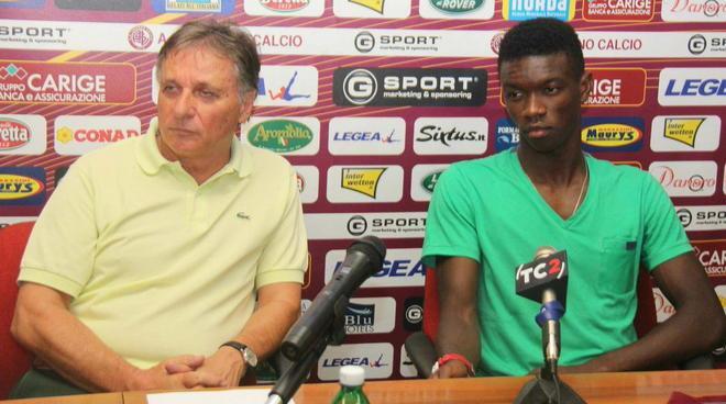 «La mia occasione» Mbaye si presenta e va subito di corsa