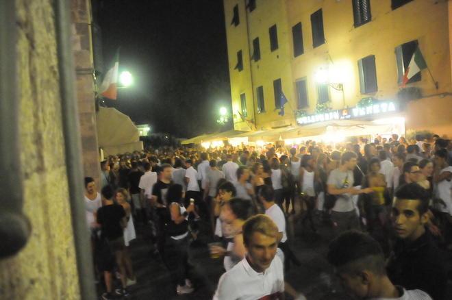 Notte Bianca, divieto di vendere alcol dopo le 3 
