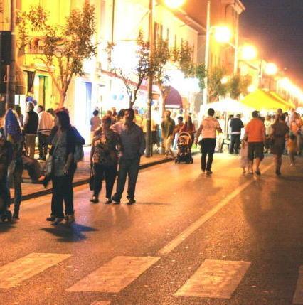Lo “sciopero” dei negozianti contro la festa della Regione 