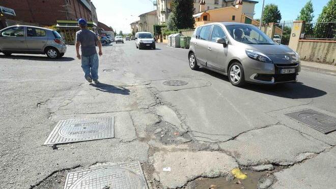 Asfalto groviera, proteste in via Erbosa