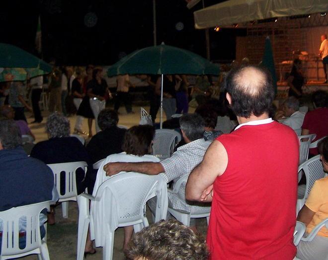 Festa benefica a Lari
