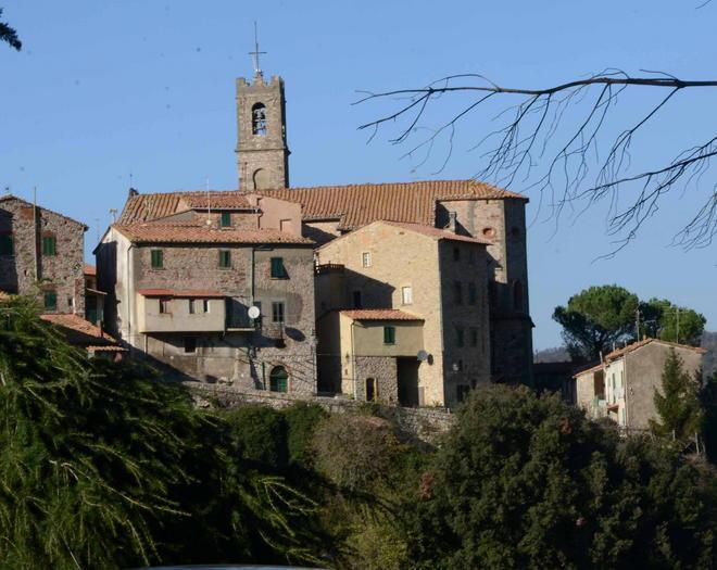 Sasso a colpi di yoga