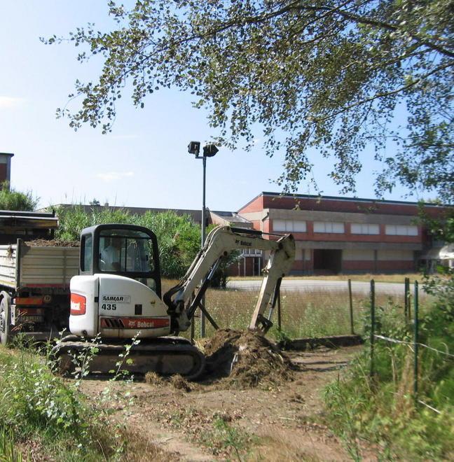 Cambia la viabilità intorno al polo scolastico di Camigliano