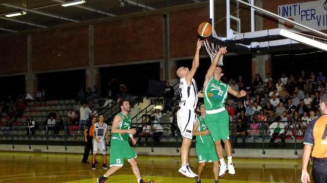 Il basket resta in città Accordo con i gestori