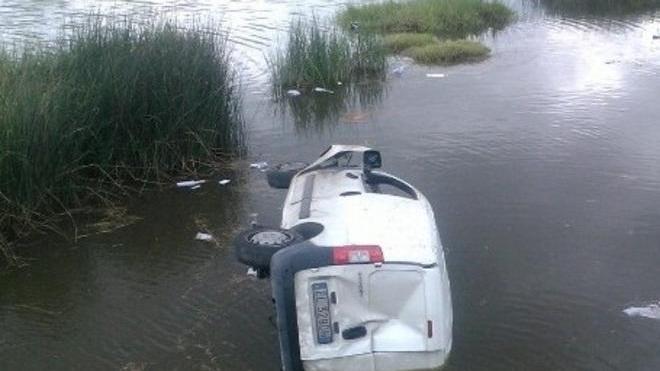 Incidente col furgone nei pressi di Tula e finisce dentro il lago: sassarese ferito