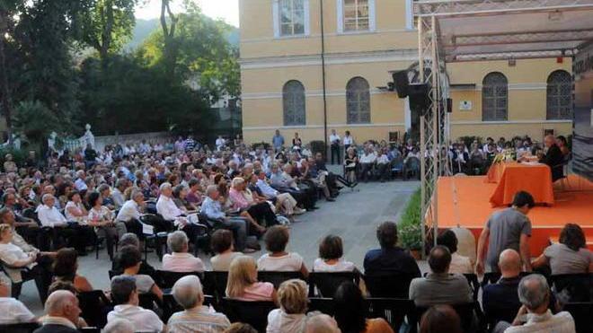 Una tensostruttura per il Festival Con-vivere