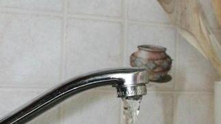 L’acqua tra falsi miti e convinzioni errate