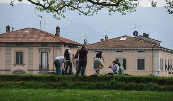 Mura, i parapetti sono pericolosi 