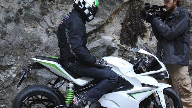 La superbike elettrica parte da Volterra