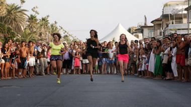 Arriva dal Grande Fratello la “Bolt” del tacco 12