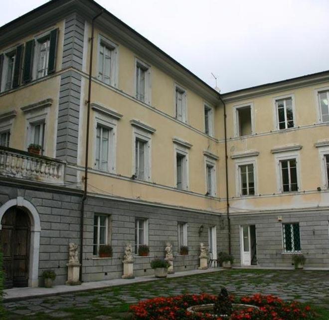 Continua la raccolta delle firme 