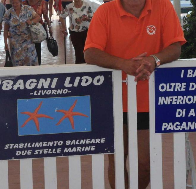La città indignata oggi ai bagni Lido raccoglie fondi 