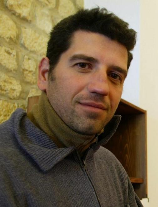 In auto contromano, schianto mortale 