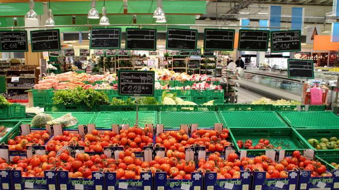 Lite all’Ipercoop tra dipendenti: spunta un coltello