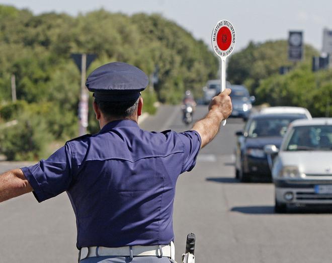 Controlli a tappeto della polizia