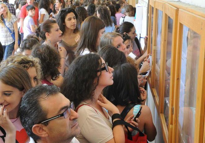 «La scuola livornese è viva ma i genitori stiano con noi» 
