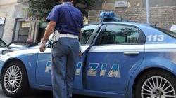 Feriscono un ciclista con un’antenna: denunciati dopo la bravata
