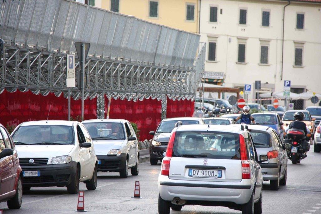 Cambia la viabilità in piazza Mercatale