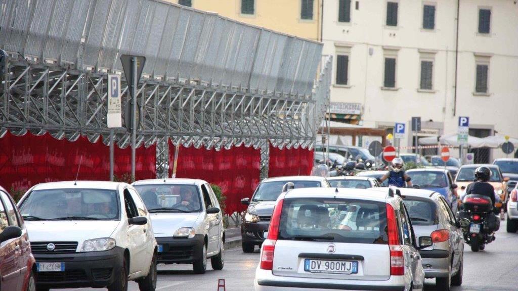 Cambia la viabilità in piazza Mercatale