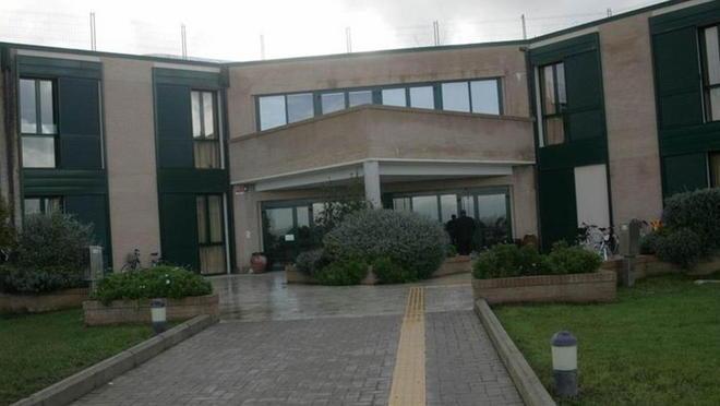 Ricoverata dopo la caduta Morte misteriosa a 17 anni 