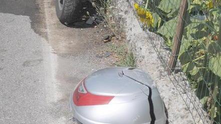 Auto contro scooter Gravissimo giovane operato d’urgenza