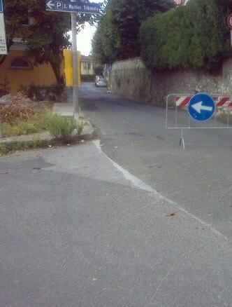 Primo acquazzone, lago in via Carriona 