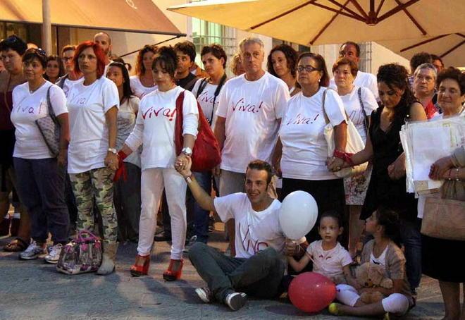 «Viva», palloncini anti femminicidio 