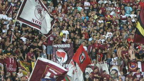 De Rossi bimbo guastafeste per i 13mila