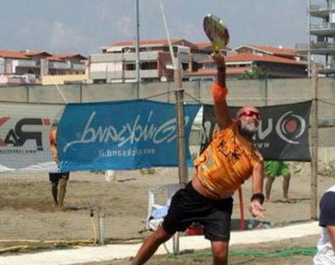 Beach tennis Gli innamorati dei racchettoni 