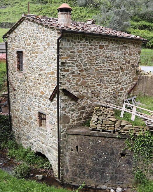 L’oblio dei mulini dai ricordi del Genio all’abbandono 