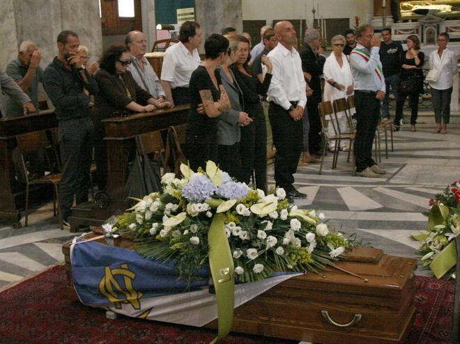 Chiesa gremita per l’addio a Migliorini 