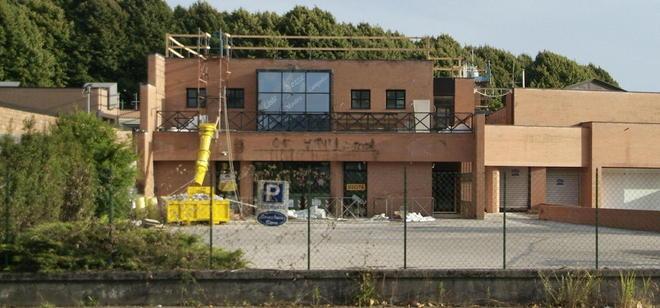 Un negozio di abbigliamento dov’era “Brocchini store”