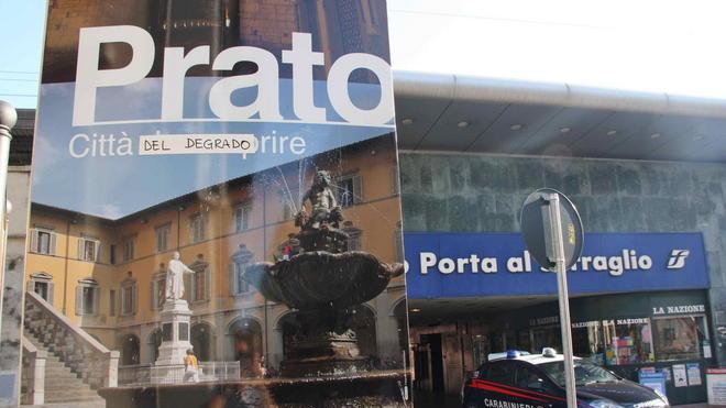 Il biglietto da visita di Prato: “Ecco la città del degrado”