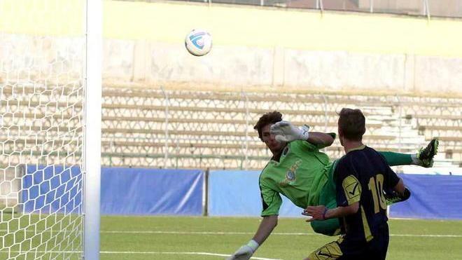 Carrarese subito in gol brinda in Coppa