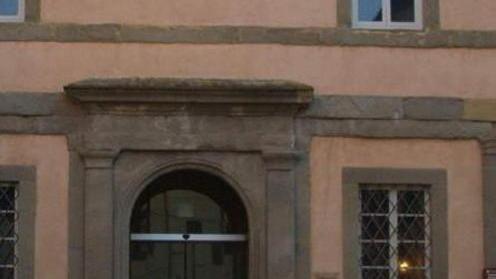 Multe ai motorini fuori dell’Agorà