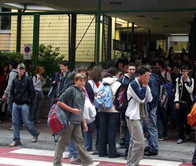 I fondi non bastano, i genitori pagano le ore di matematica 