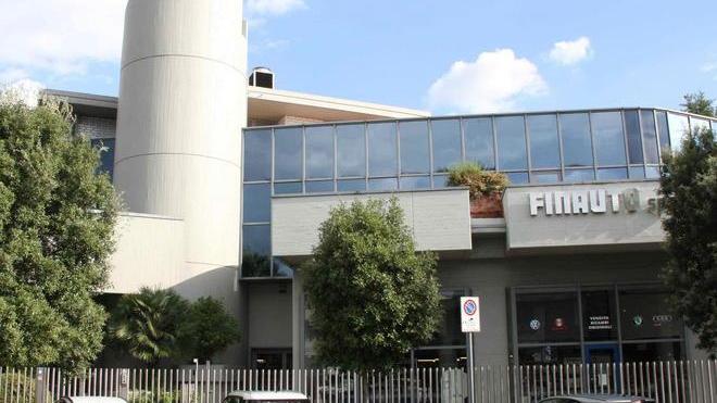 Col fiato sospeso i sessanta dipendenti Sia