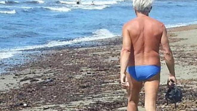 Ancora lavarone sulle spiagge di Forte dei Marmi