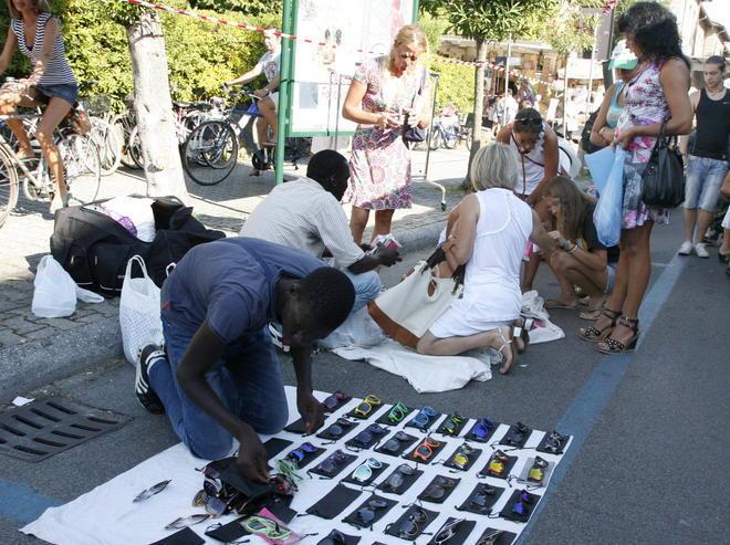 Task force anti abusivi alla fiera 