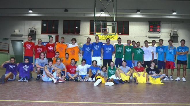 I “San Antonio Spurs” vincono il torneo di basket tre contro tre