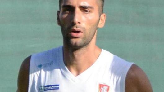 Delvecchio saluta, in biancorosso Legittimo