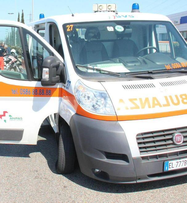 Fiocco azzurro all’alba in ambulanza 